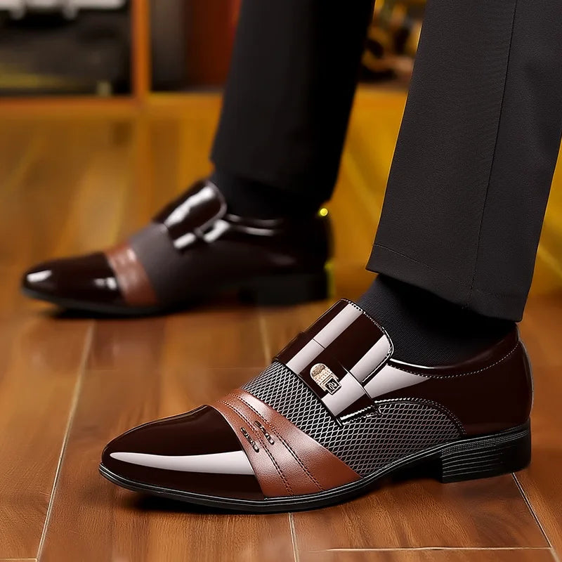 Sapato de negócios sapatos masculinos vinho vermelho.