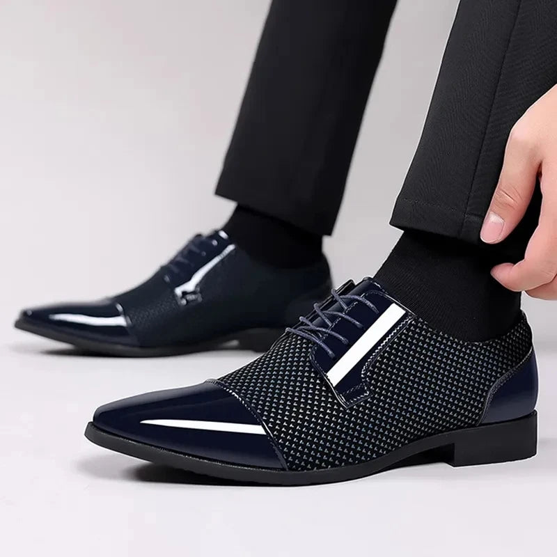 Sapatos sociais para homem para homem, sapatos oxfords de couro.